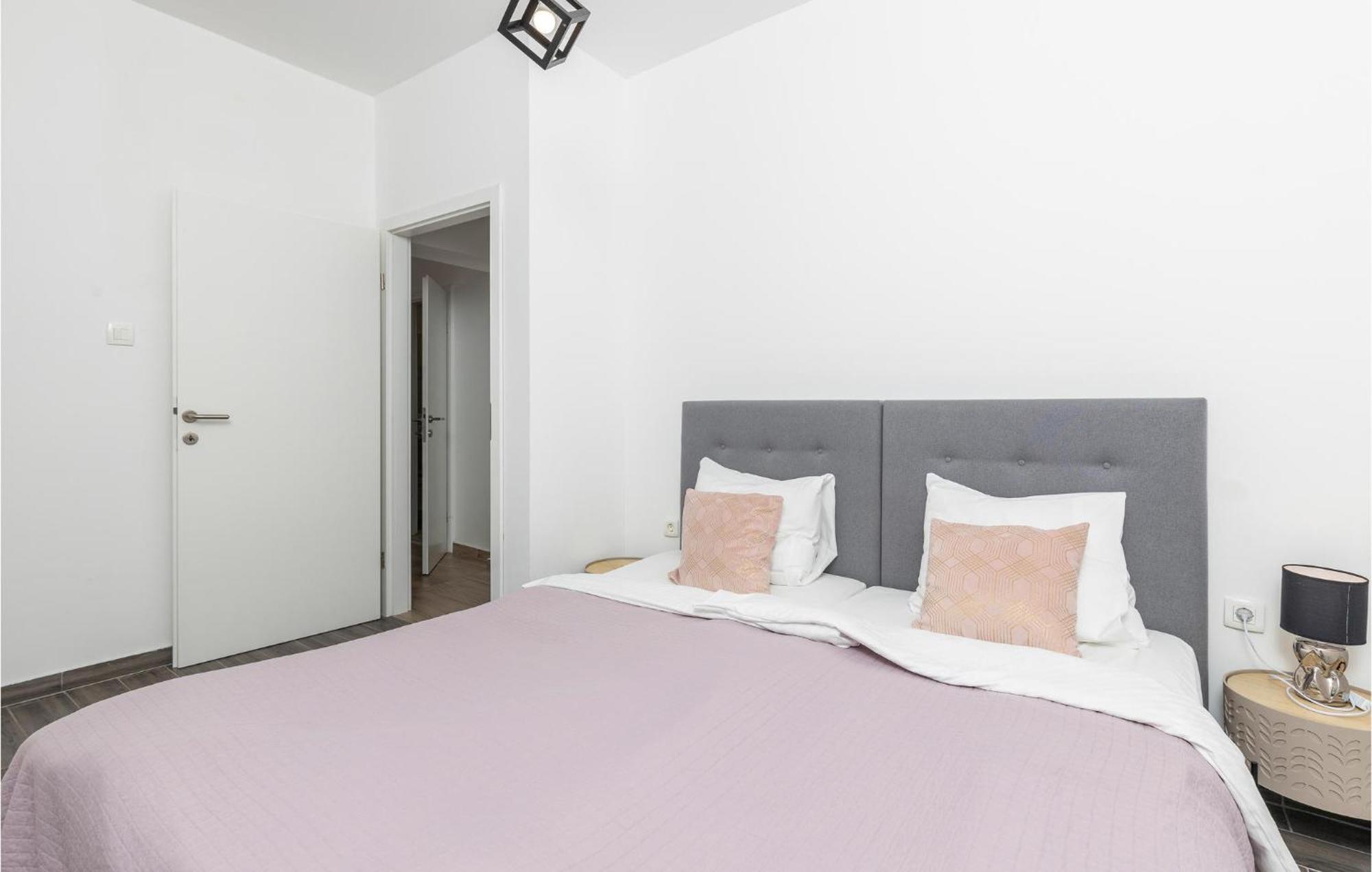 Amazing Apartment In Rijeka With Wifi 外观 照片