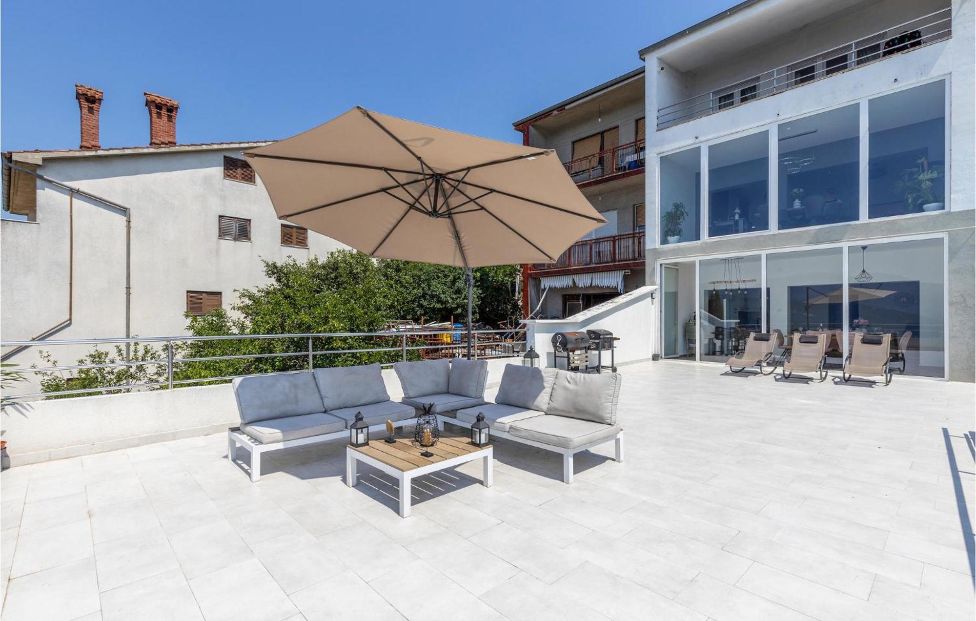 Amazing Apartment In Rijeka With Wifi 外观 照片