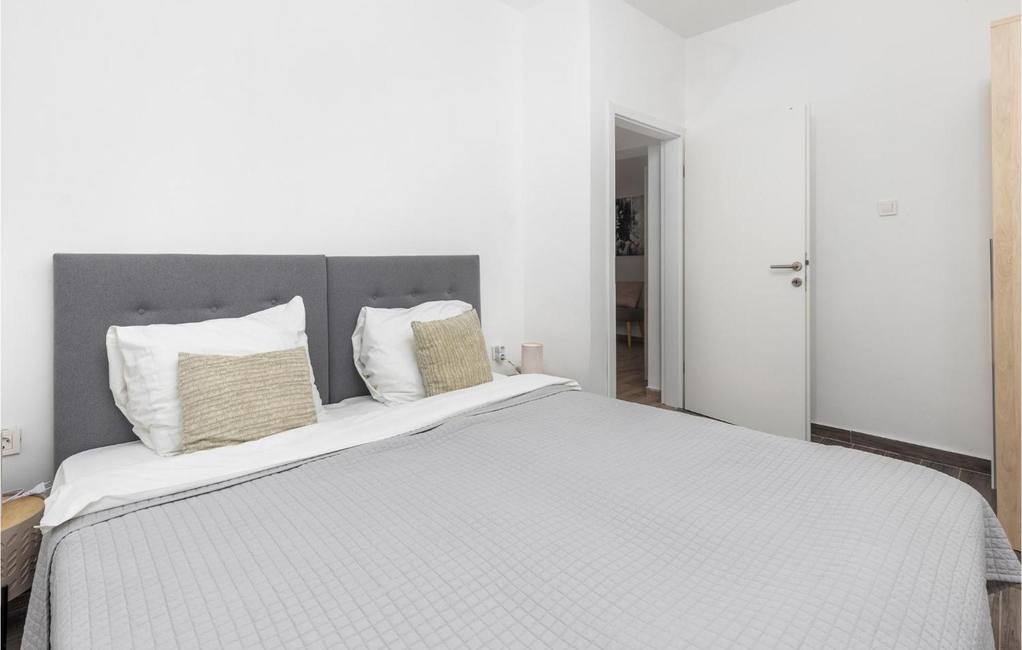 Amazing Apartment In Rijeka With Wifi 外观 照片